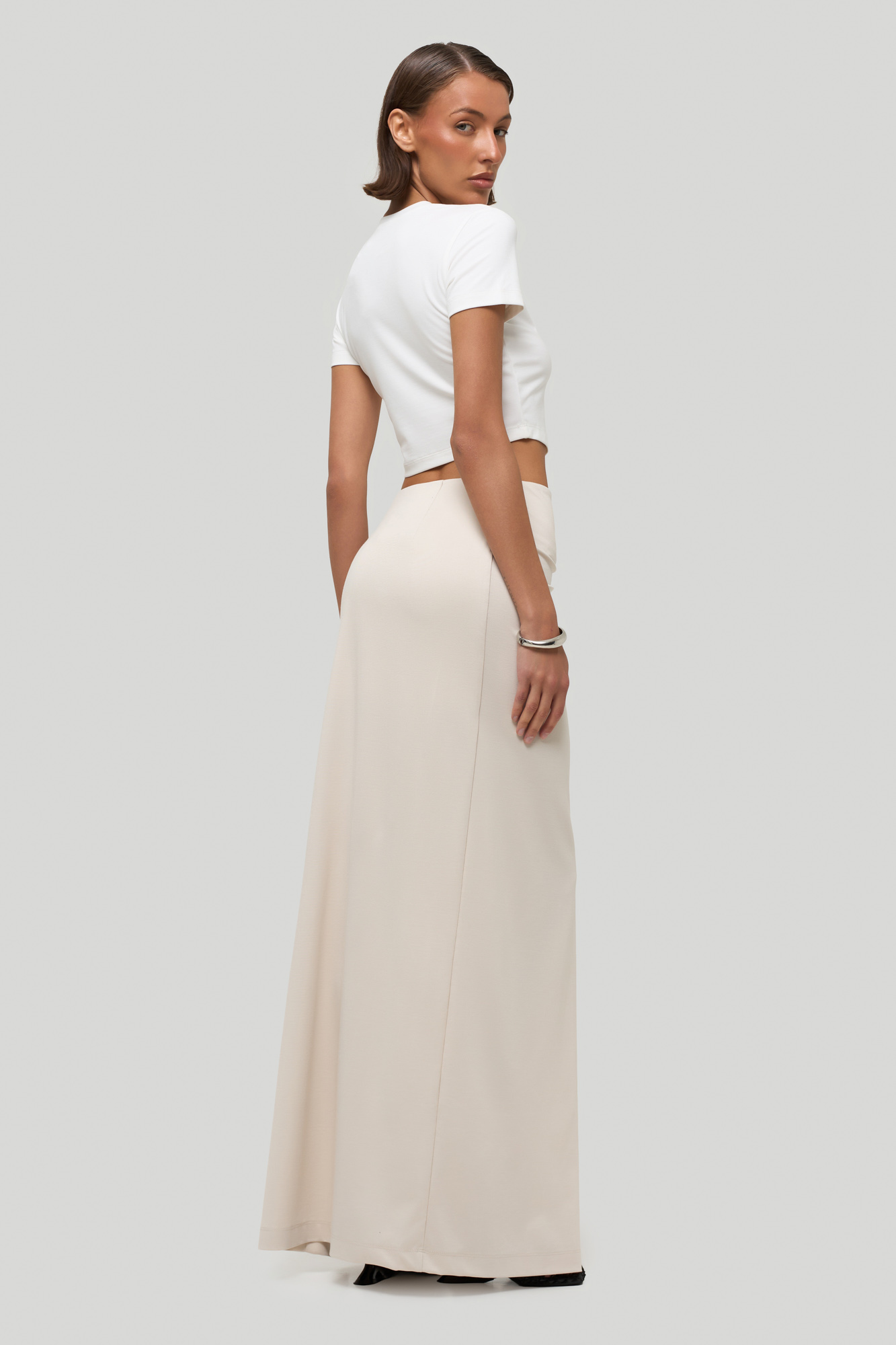 Укороченная футболка slim
