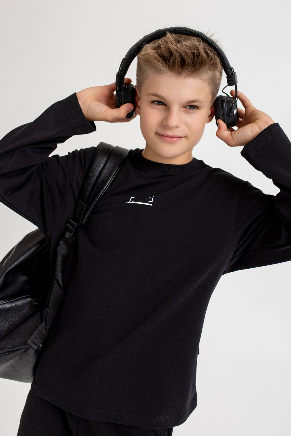 Лонгслив (134 черный)