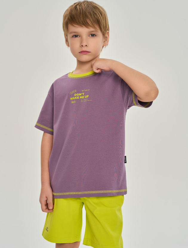 Комплект с шортами и футболкой