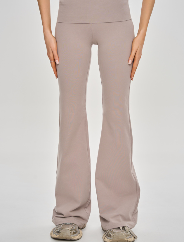 Легинсы "клеш" Slim