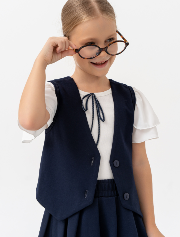 Жилет на пуговицах