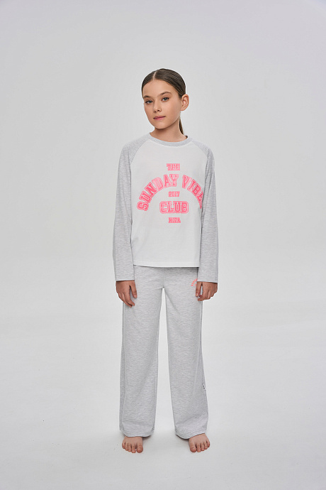 Комплект SUNDAY CLUB с брюками