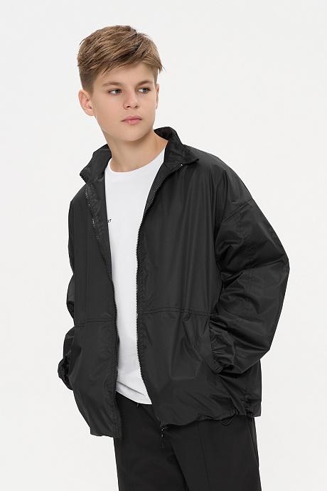 Ветровка с воротником-стойкой