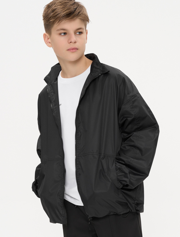 Ветровка с воротником-стойкой