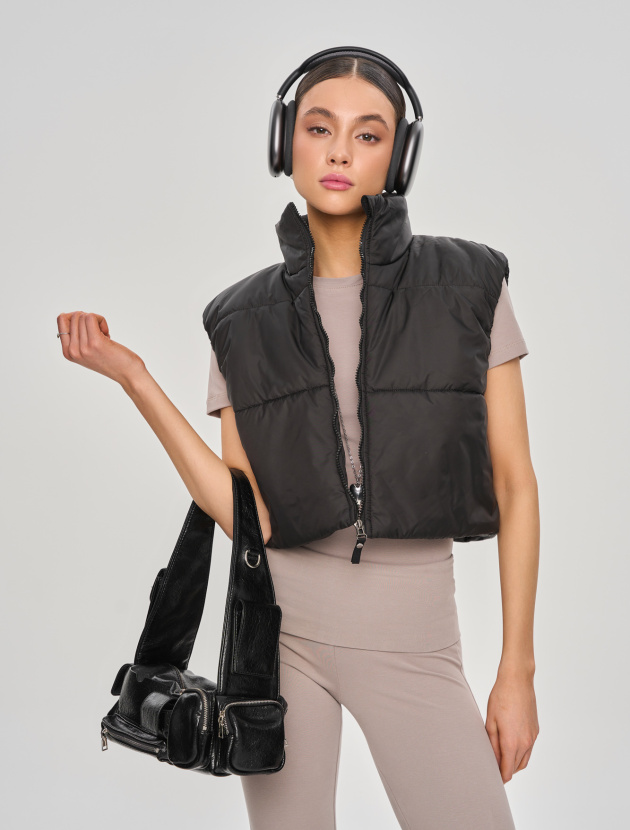 Жилет утепленный укороченный