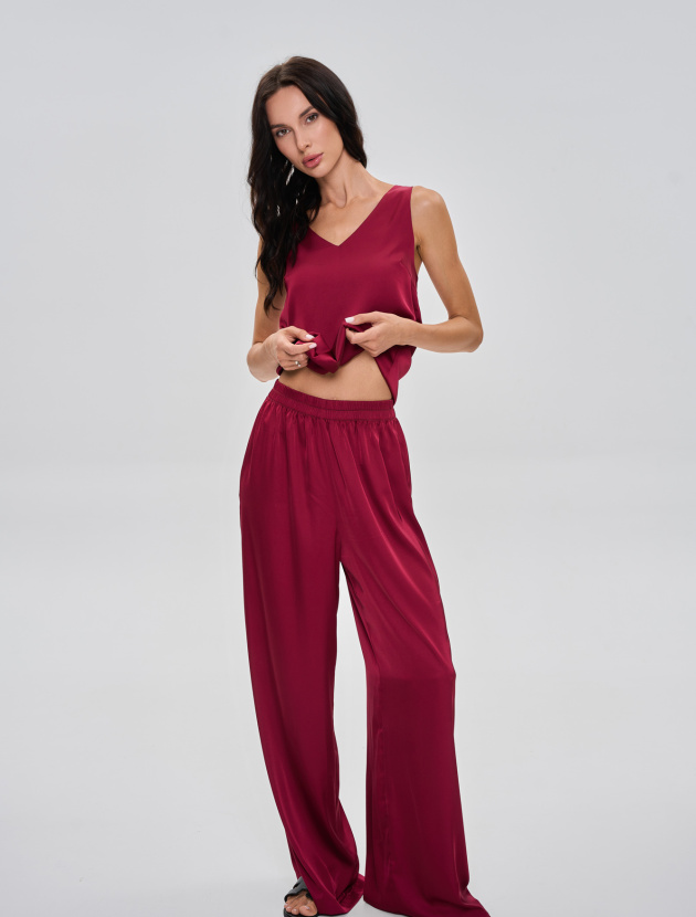 Костюм с брюками-палаццо